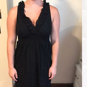 BRAND NEW Old Navy Black v-neck dress with lace